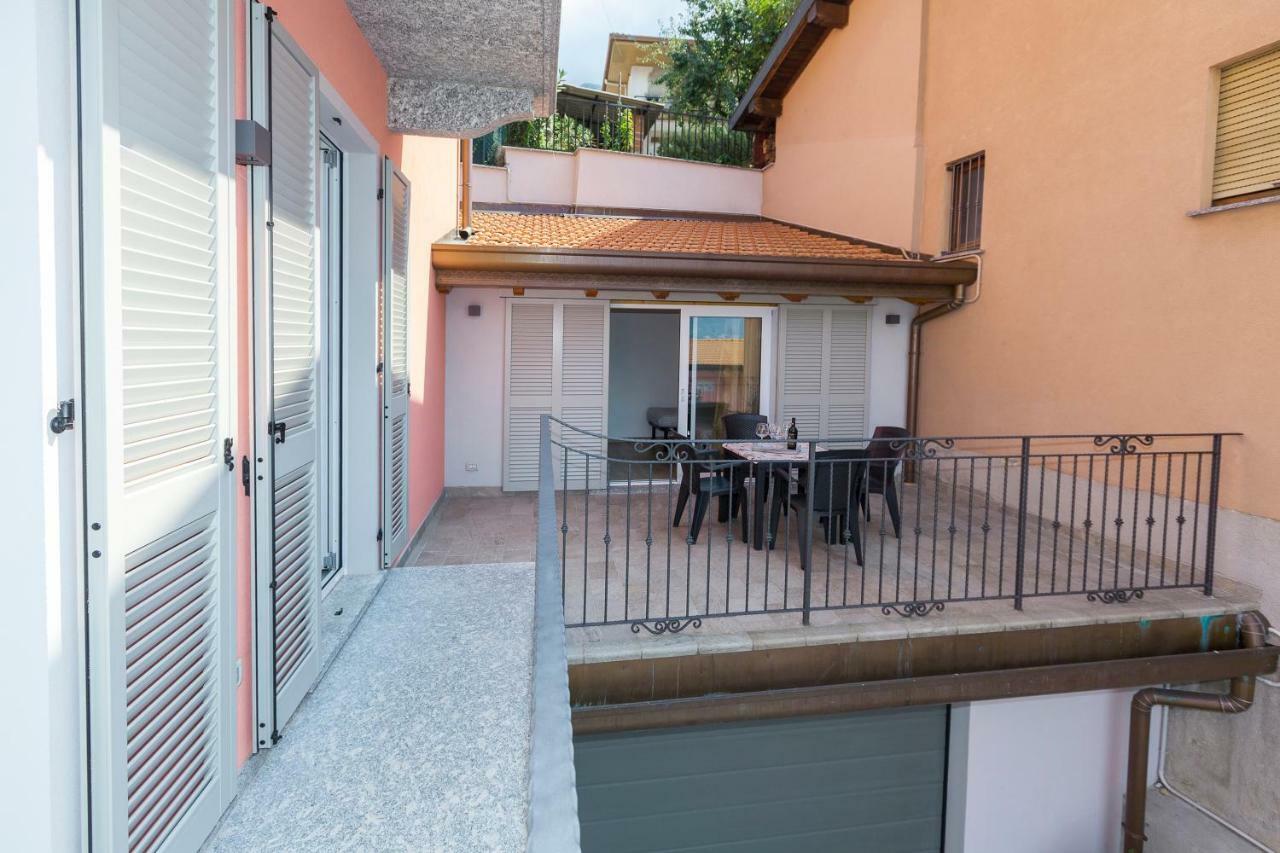 Casa Fiore Lezzeno Luaran gambar